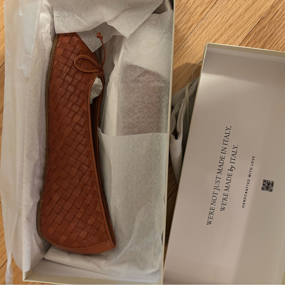 M. Gemi Danza Woven Flats NIB